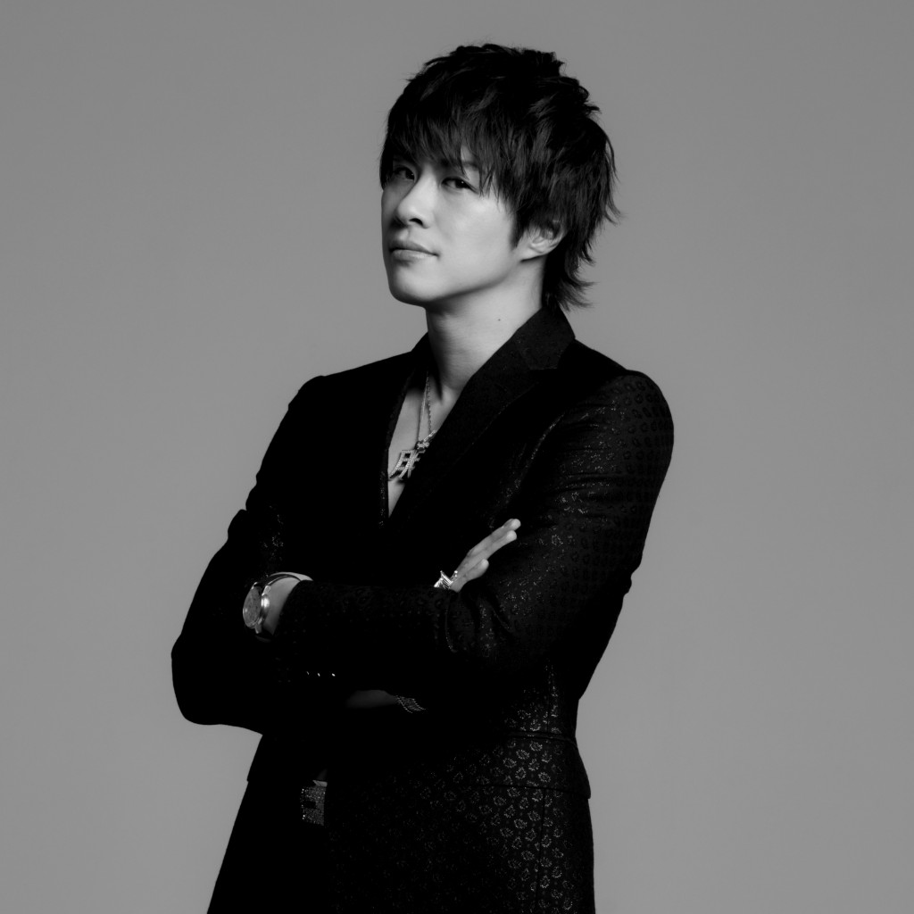 TOMORO-実業家　アー写-plus5